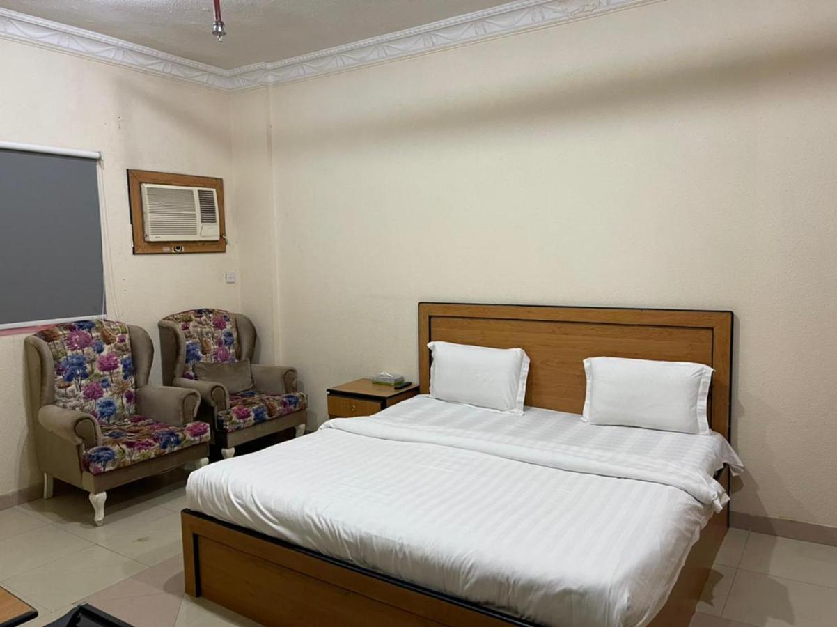 Aparthotel Golden Quba 1 Ar Riyad Esterno foto