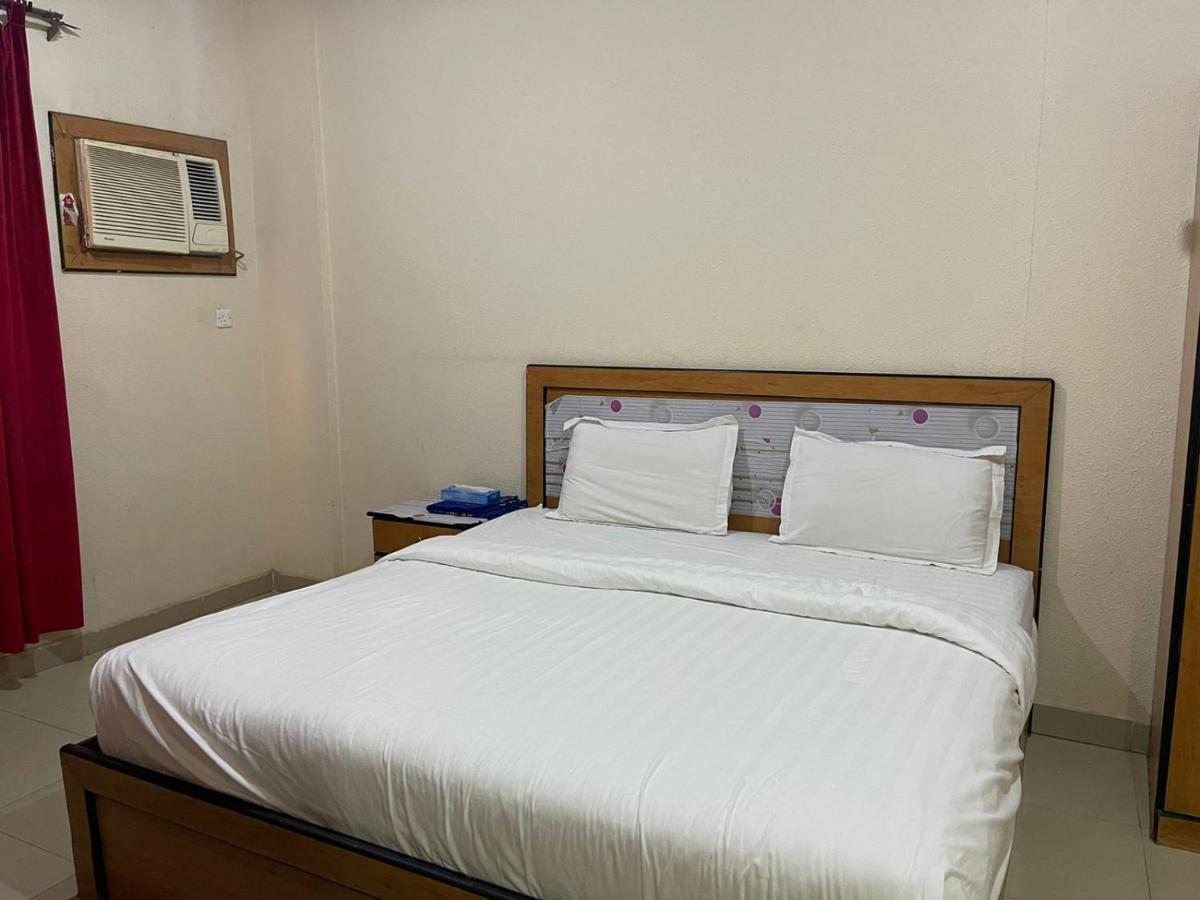 Aparthotel Golden Quba 1 Ar Riyad Esterno foto