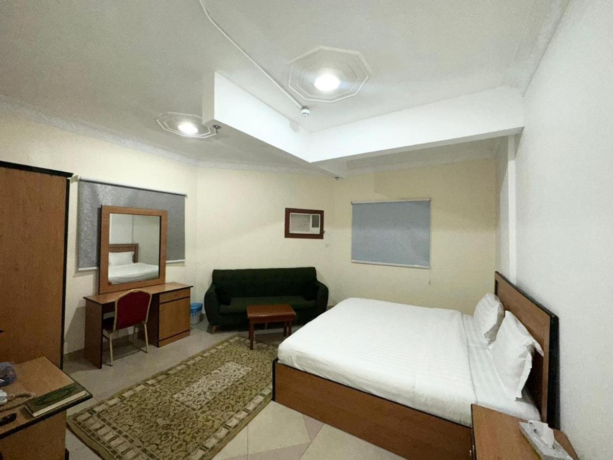 Aparthotel Golden Quba 1 Ar Riyad Esterno foto