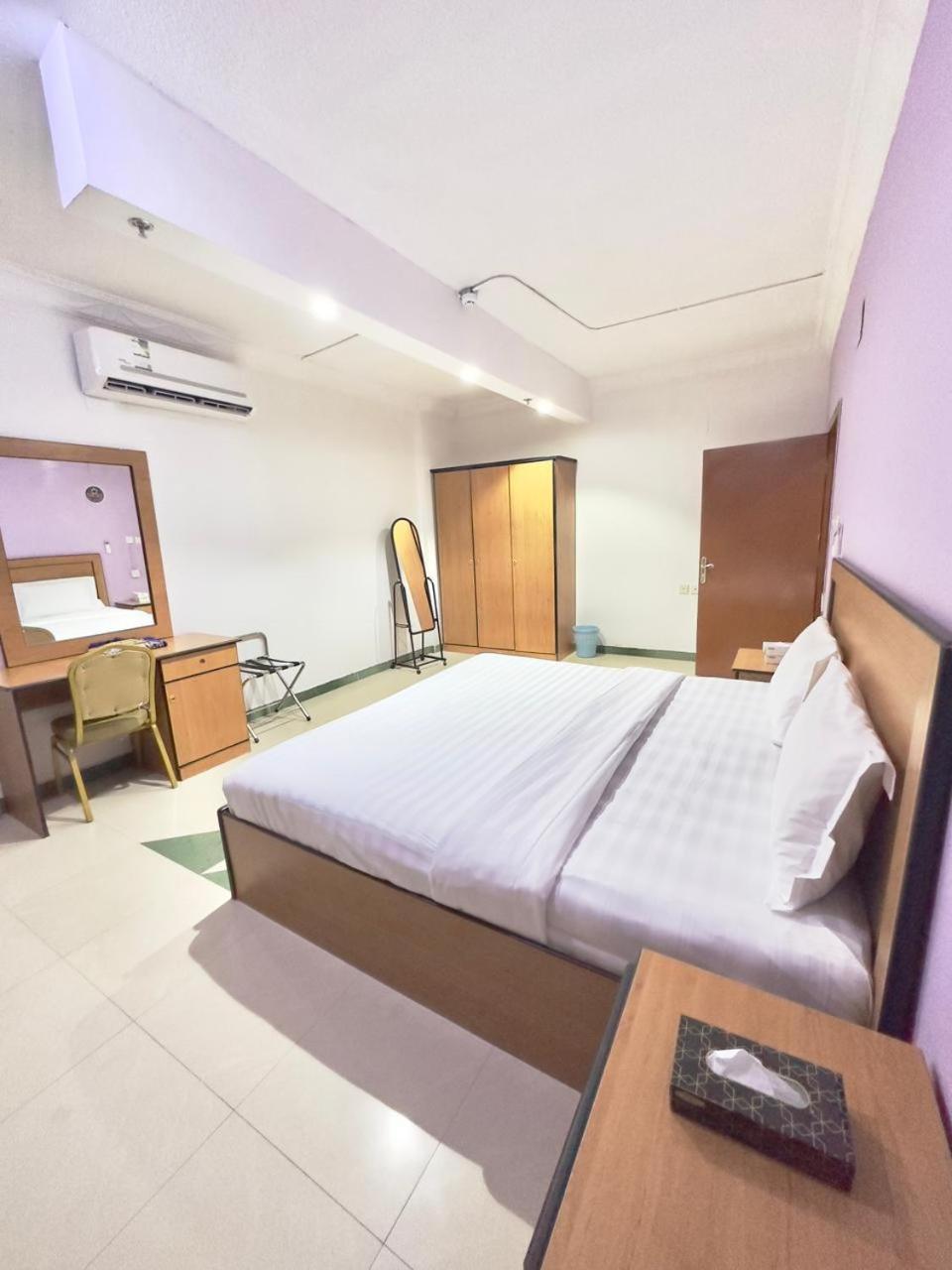Aparthotel Golden Quba 1 Ar Riyad Esterno foto