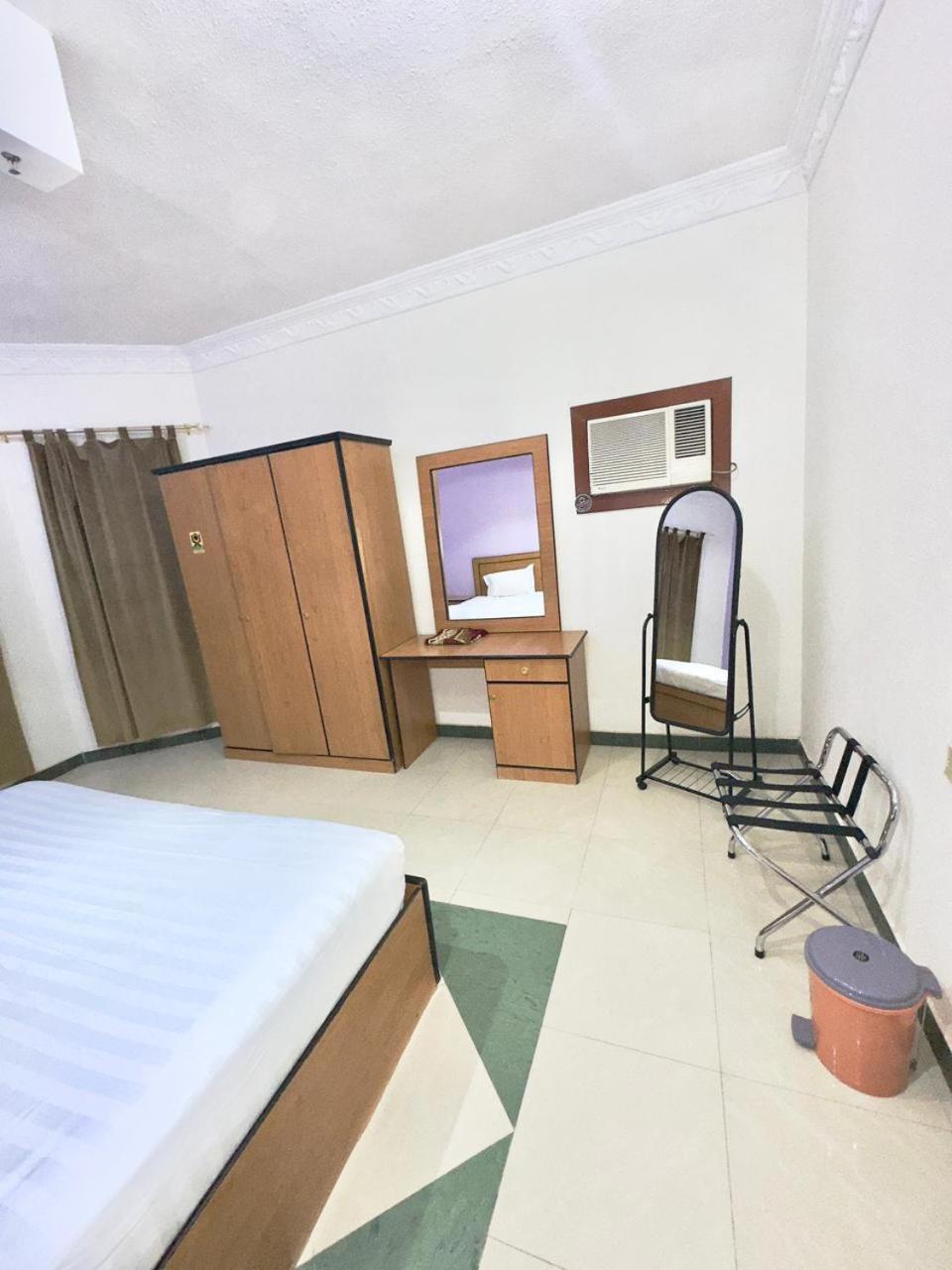 Aparthotel Golden Quba 1 Ar Riyad Esterno foto